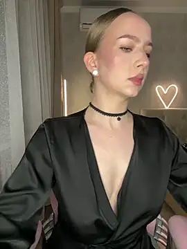 Snapshot of AlisaPearl chatting on 10, 6, 2026 AlisaPearl online show from 10, 6, 2026
