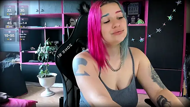 Snapshot of Neon_Baddie chatting on 13, 7, 2026 Neon Baddie online show from 13, 7, 2026