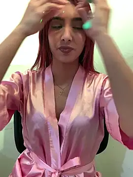 miss carly online show from 18, 5, 2026