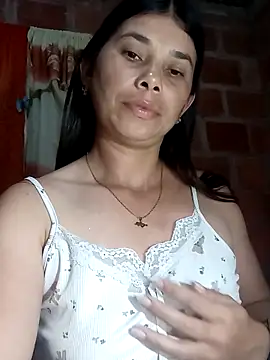 Snapshot of Sexy-Violet-20 chatting on 15, 4, 2026 Sexy-Violet-20 online show from 15, 4, 2026