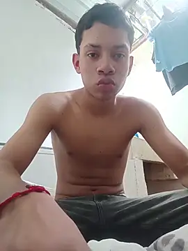 Snapshot of curious_straight_guy chatting on 22, 5, 2026 curious straight guy online show from 22, 5, 2026