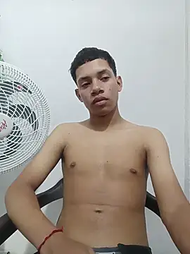 Snapshot of curious_straight_guy chatting on 9, 5, 2026 curious straight guy online show from 9, 5, 2026
