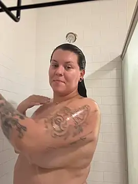 kittyykat767 online show from 16, 4, 2026