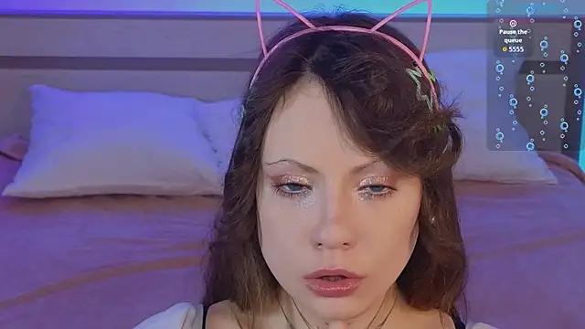EricaMoonn online show from 26, 4, 2026
