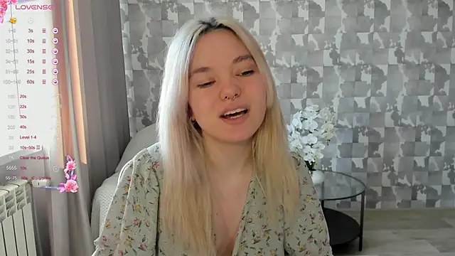 Anna Delon online show from 23, 4, 2026
