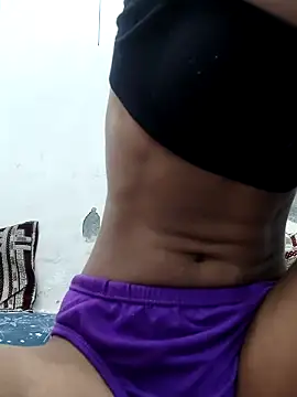 Alisha Queen55 online show from 16, 4, 2026