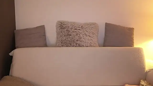 Snapshot of Sharon_Red chatting on 28, 2, 2026 Sharon Red online show from 28, 2, 2026