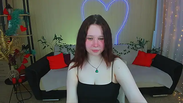 Snapshot of MooonlightSky chatting on 18, 5, 2026 MooonlightSky online show from 18, 5, 2026