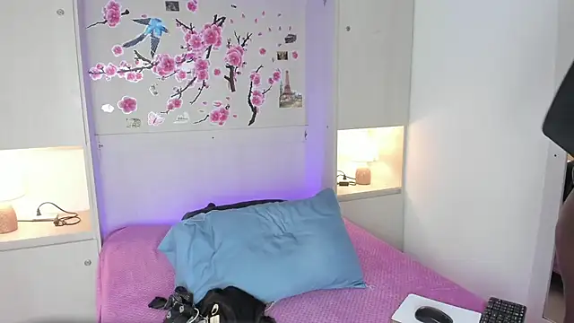 TaylorBloom online show from 11, 7, 2026