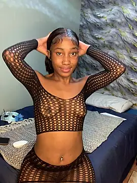Petite BUNNYWORXXX online show from 15, 4, 2026