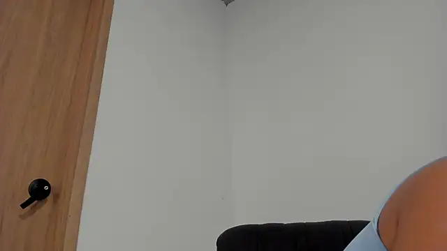 Snapshot of MiaRouseex chatting on 26, 5, 2026 MiaRouseex online show from 26, 5, 2026