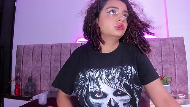 Dahlia rossee online show from 14, 6, 2026