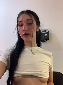 NickieCute- online show from 28, 4, 2026