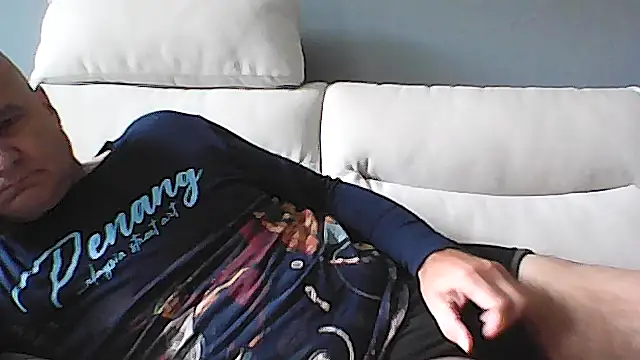 Snapshot of mannohmann5 chatting on 21, 7, 2026 mannohmann5 online show from 21, 7, 2026