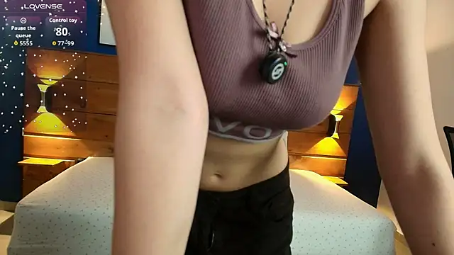 lily reeds online show from 4, 6, 2026
