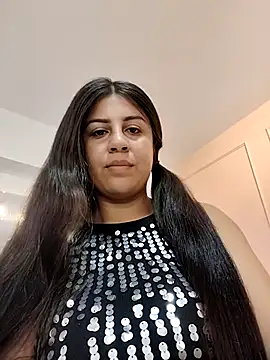 Snapshot of OLIVIA_GARCIA__ chatting on 16, 4, 2026 OLIVIA GARCIA online show from 16, 4, 2026