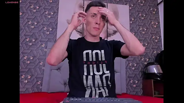 Danny Farret online show from 15, 4, 2026