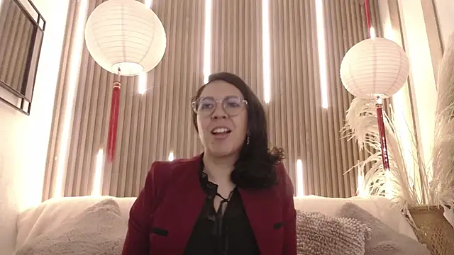 Velvet Curly online show from 1, 6, 2026