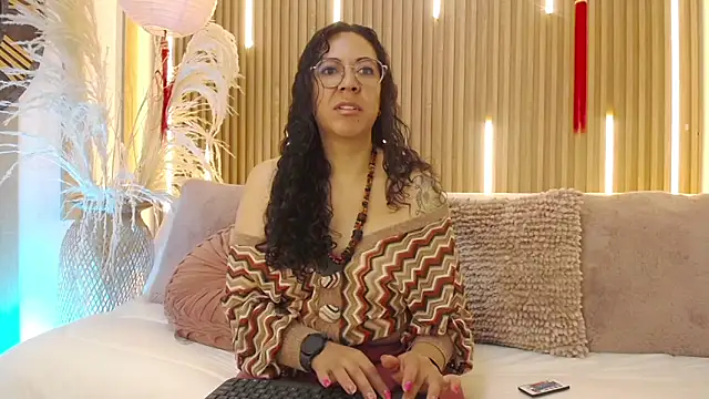 Velvet Curly online show from 30, 5, 2026