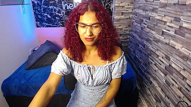 Snapshot of molly_bianco chatting on 14, 4, 2026 molly bianco online show from 14, 4, 2026