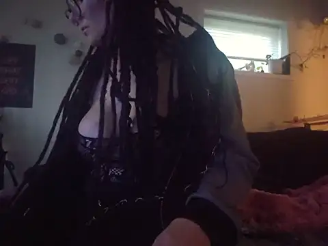 shyhornymommy online show from 5, 7, 2026