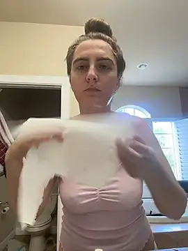 prettykitttty online show from 20, 6, 2026