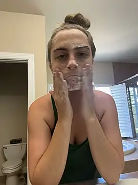 prettykitttty online show from 23, 6, 2026