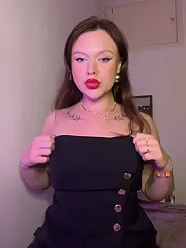 SweetLikaaa online show from 28, 4, 2026