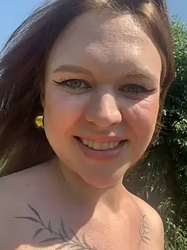 SweetLikaaa online show from 19, 6, 2026