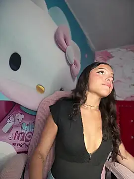 Snapshot of Abby--18 chatting on 15, 4, 2026 Abby--18 online show from 15, 4, 2026