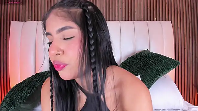 Snapshot of Madysonn_ chatting on 15, 5, 2026 Madysonn online show from 15, 5, 2026