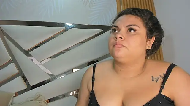 Eimy Curvy online show from 13, 5, 2026