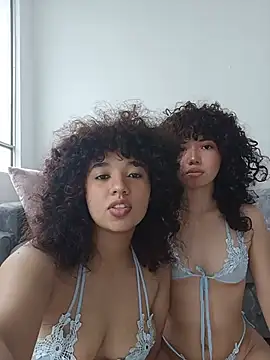 Snapshot of Chloe_and_Violeta chatting on 23, 7, 2026 Chloe and Violeta online show from 23, 7, 2026