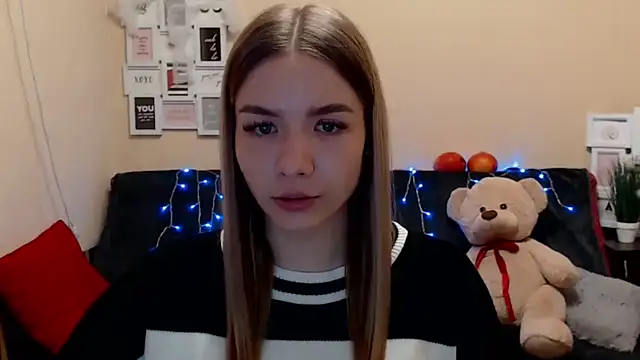 Snapshot of KaiTrum chatting on 24, 4, 2026 KaiTrum online show from 24, 4, 2026
