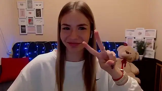 Snapshot of KaiTrum chatting on 6, 8, 2026 KaiTrum online show from 6, 8, 2026