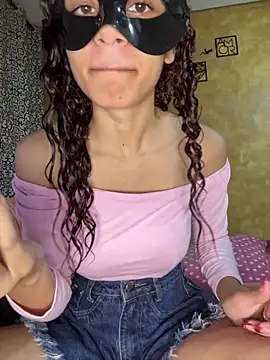 gabrielasausa30 online show from 2, 6, 2026
