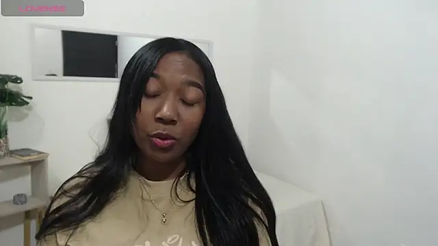 Chell Ivy online show from 15, 4, 2026