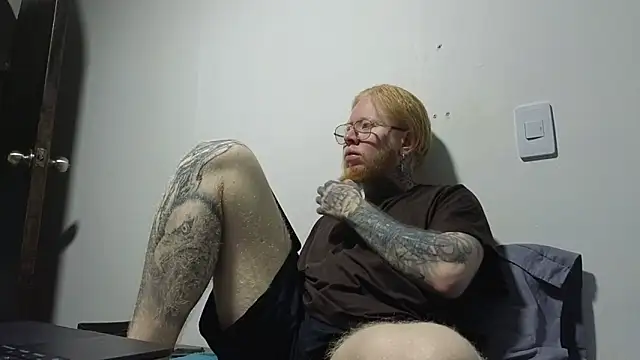 lucas mike online show from 17, 4, 2026