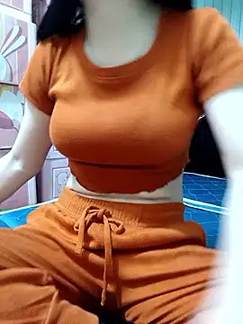 Snapshot of -Tiranly- chatting on 15, 4, 2026 -Tiranly- online show from 15, 4, 2026