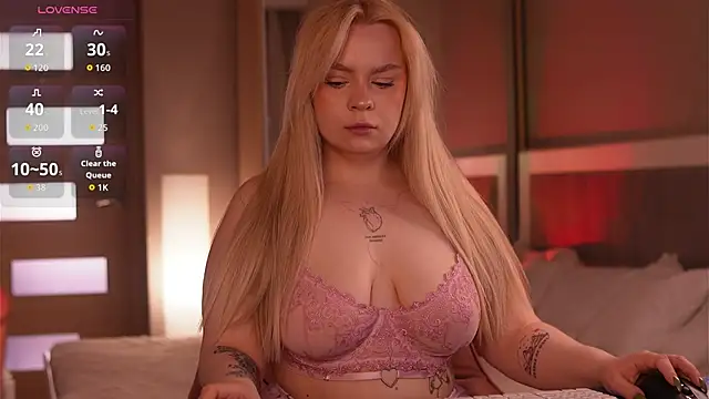 LisaLove3 online show from 31, 5, 2026