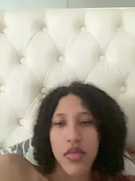 Stefy sophie03 online show from 9, 7, 2026