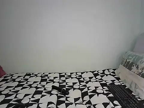 Snapshot of COCO__JUICY chatting on 29, 4, 2026 COCO JUICY online show from 29, 4, 2026