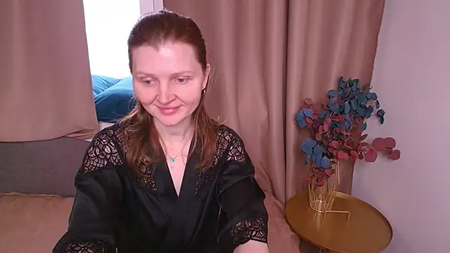 Liza  Evans online show from 25, 4, 2026