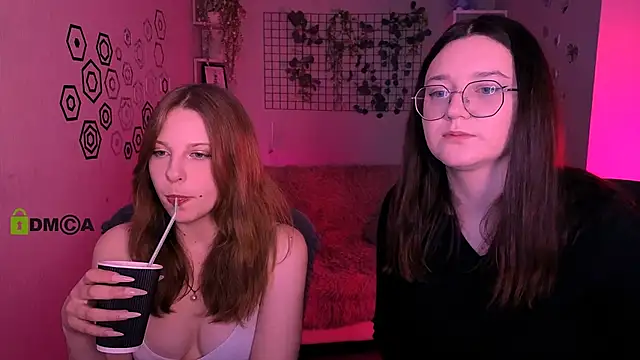 Snapshot of nymira chatting on 1, 6, 2026 nymira online show from 1, 6, 2026