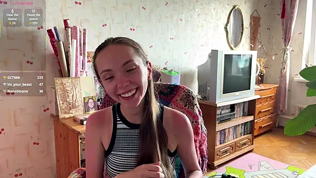 AdriannaBill online show from 21, 6, 2026