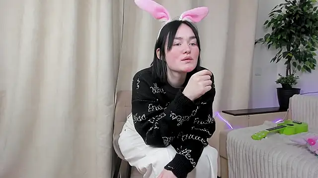 AliFlentroy online show from 18, 4, 2026