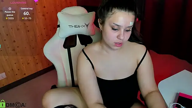 nicolewoss online show from 8, 6, 2026