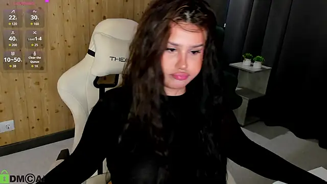 nicolewoss online show from 14, 6, 2026