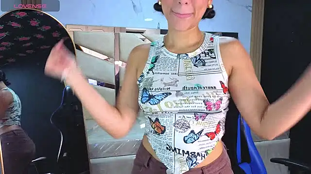 Snapshot of grecia_soler_a chatting on 28, 4, 2026 grecia soler a online show from 28, 4, 2026