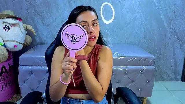 Snapshot of grecia_soler_a chatting on 4, 7, 2026 grecia soler a online show from 4, 7, 2026